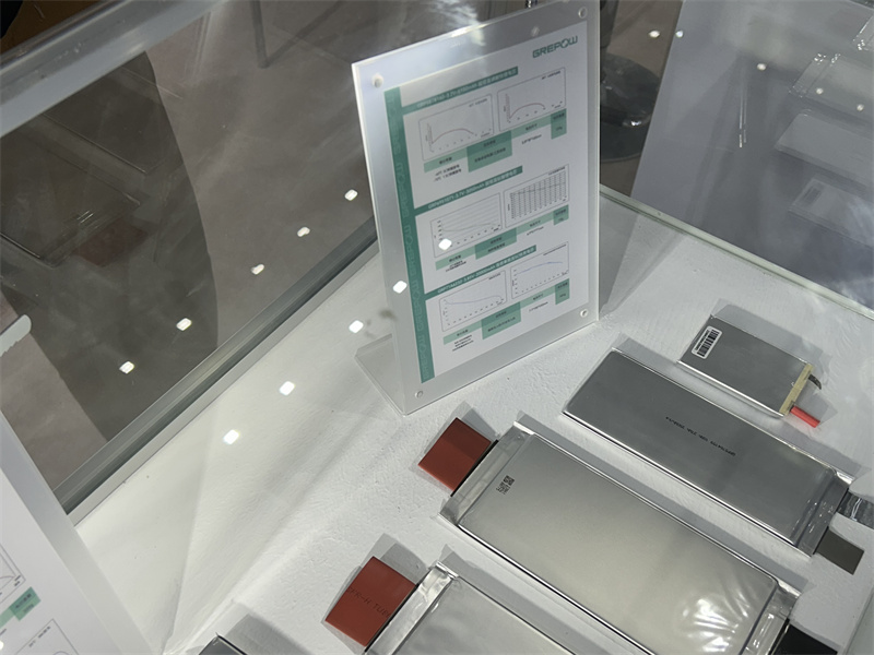 低溫、高倍率、高壓電芯