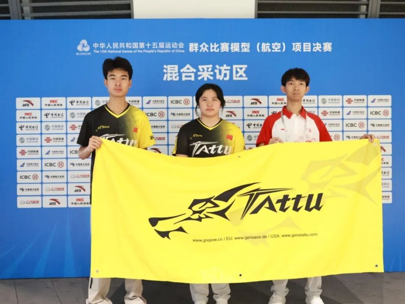 孔海森、何雨瞳、李皓哲