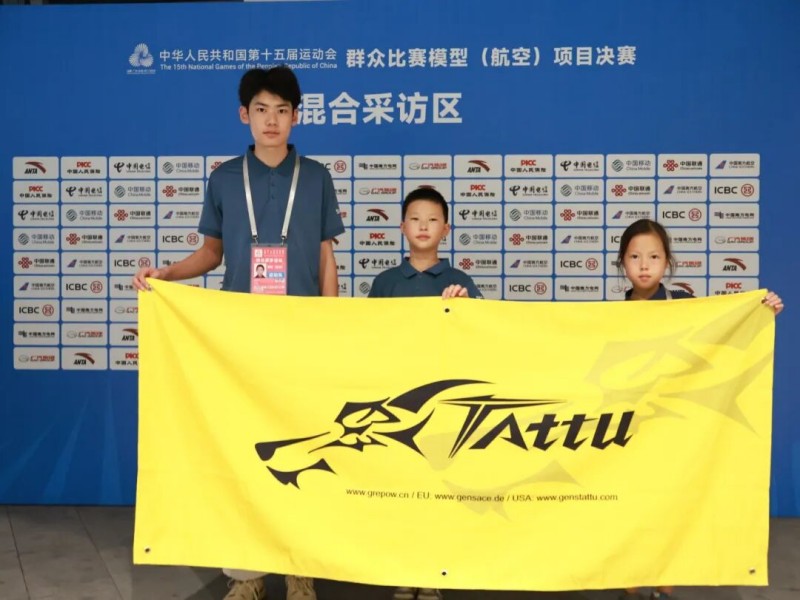 虞靖淳、虞恩寧、王世奧